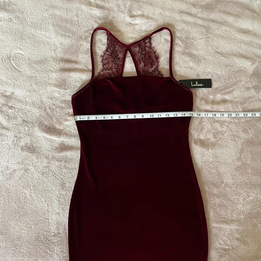 Lulus burgundy velvet mini cocktail dress- size large - Picture 4 of 7